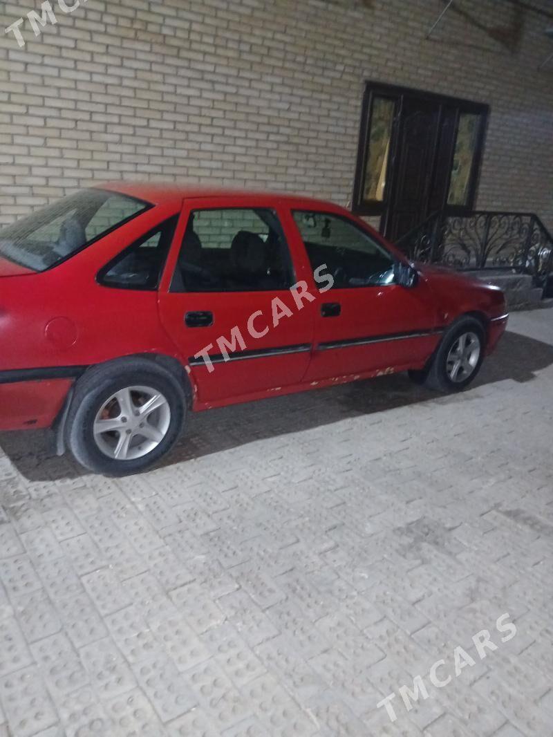 Opel Vectra 1992 - 40 000 TMT - Mary - img 4