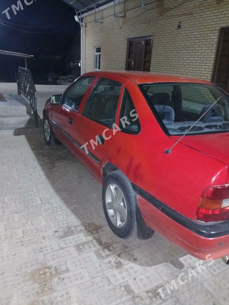 Opel Vectra 1992 - 40 000 TMT - Mary - img 2