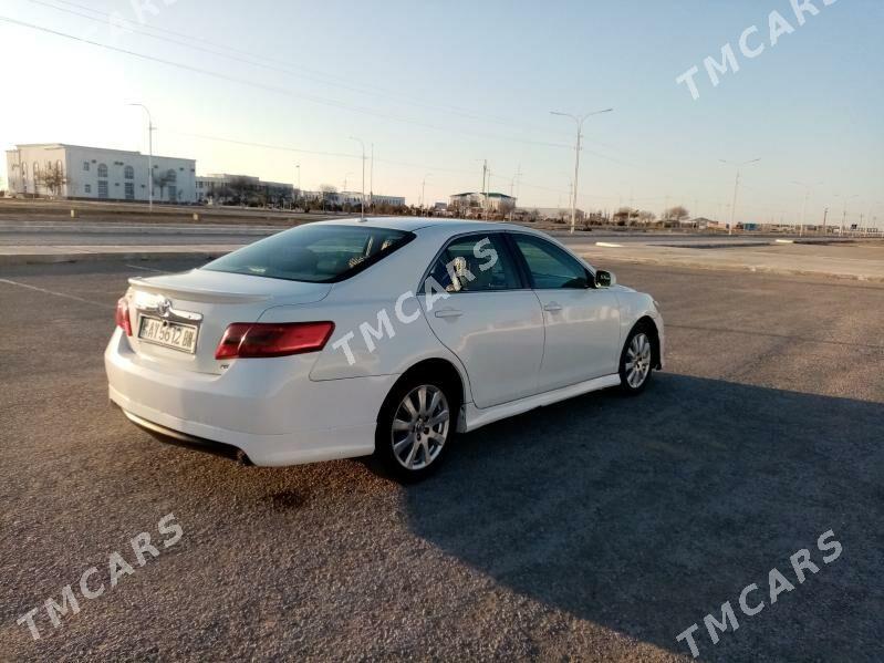 Toyota Camry 2010 - 140 000 TMT - Эсенгулы - img 3