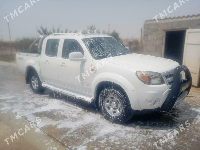 Ford Ranger 2010 - 170 000 TMT - Etrek - img 2