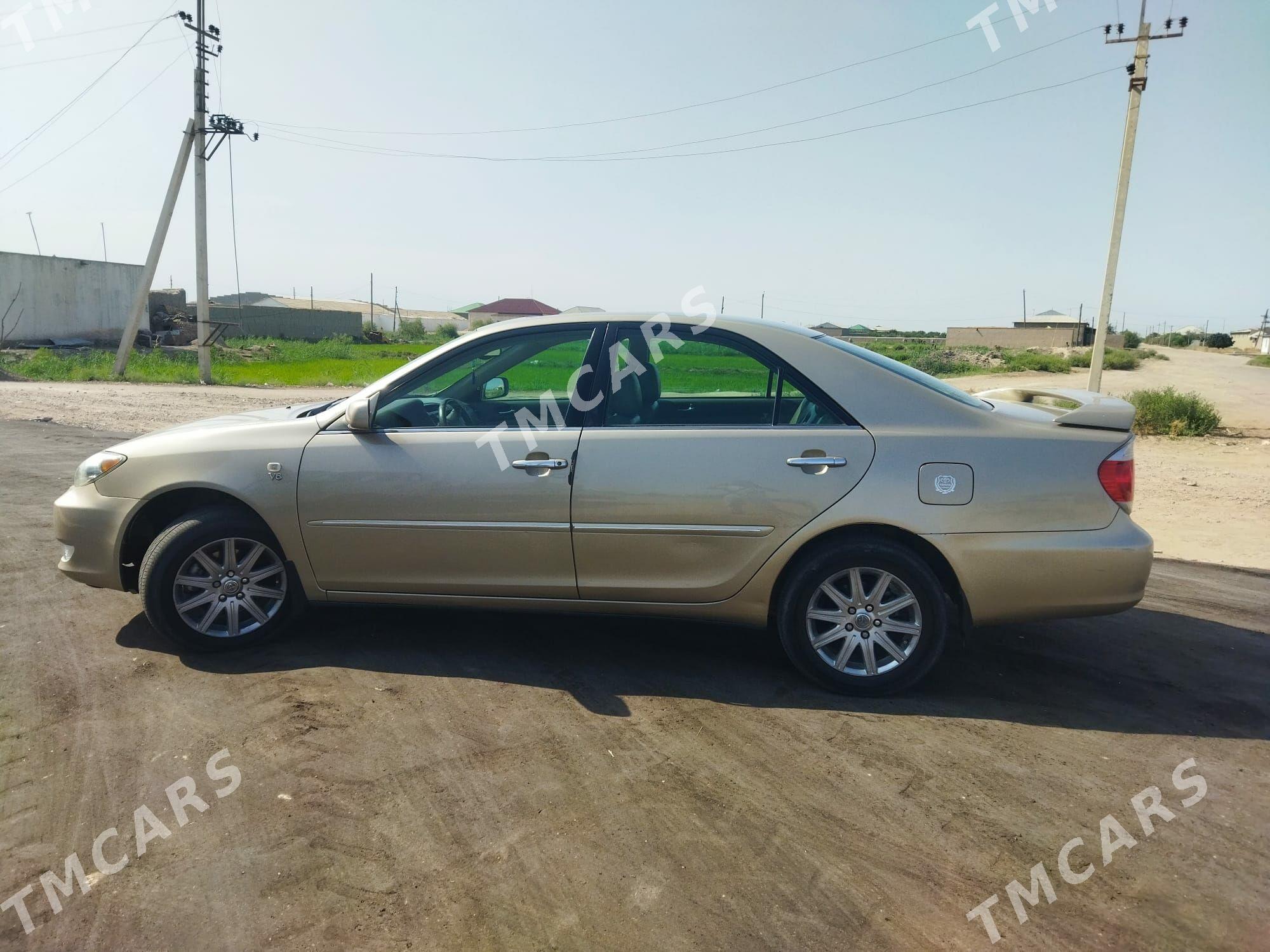 Toyota Camry 2004 - 190 000 TMT - Daşoguz - img 4
