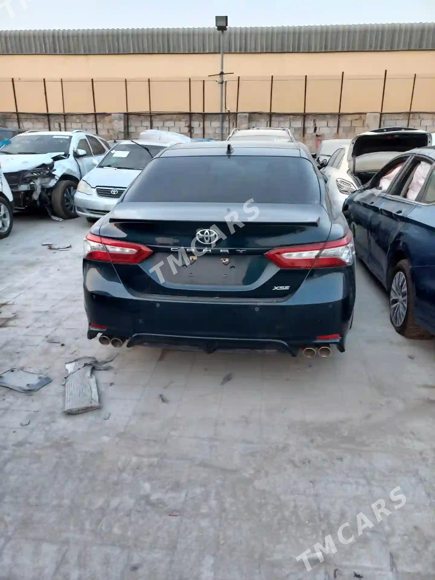 Toyota Camry 2018 - 430 000 TMT - Aşgabat - img 4