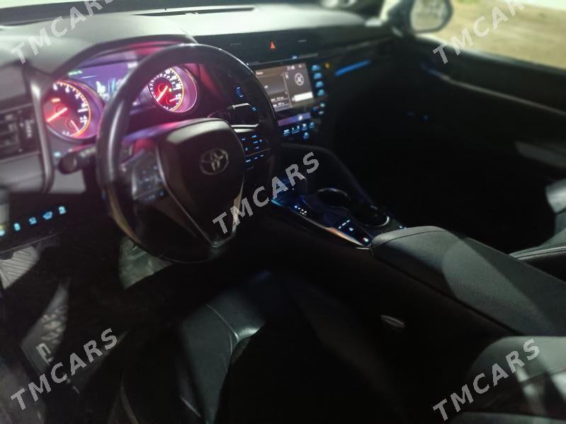 Toyota Camry 2018 - 430 000 TMT - Aşgabat - img 7