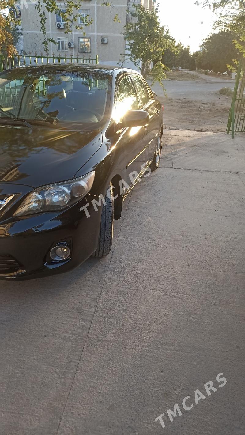 Toyota Corolla 2011 - 145 000 TMT - Туркменабат - img 2