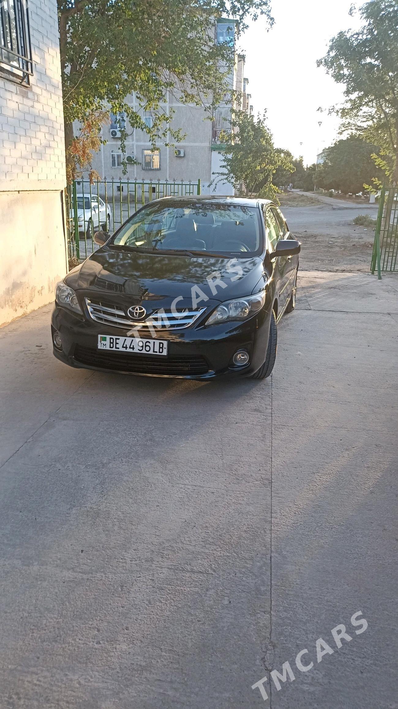 Toyota Corolla 2011 - 145 000 TMT - Туркменабат - img 9