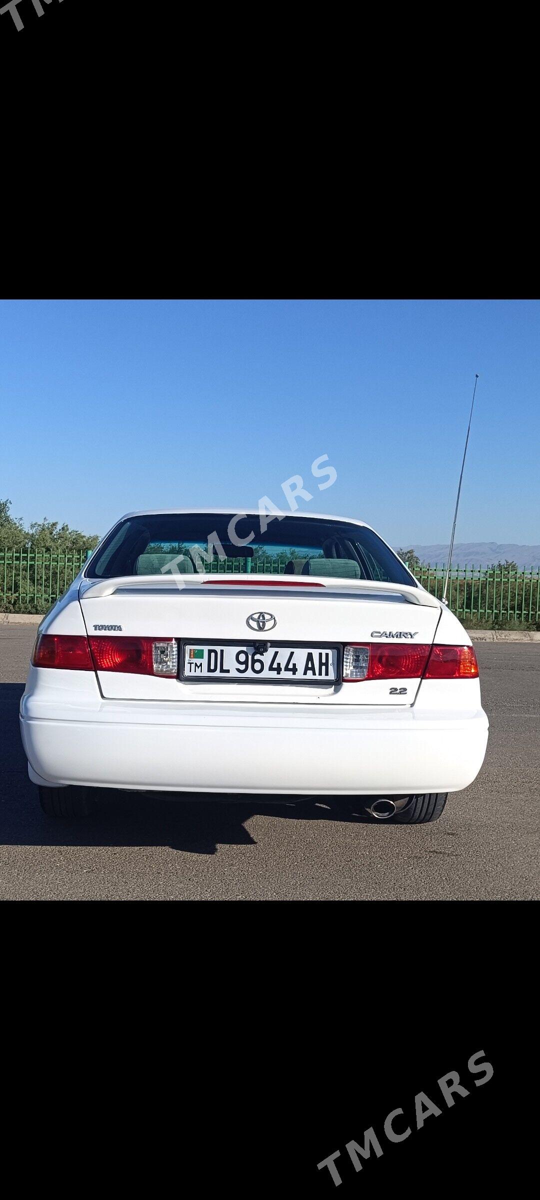 Toyota Camry 1998 - 125 000 TMT - "Altyn Asyr" Gündogar bazary (Jygyllyk) - img 3
