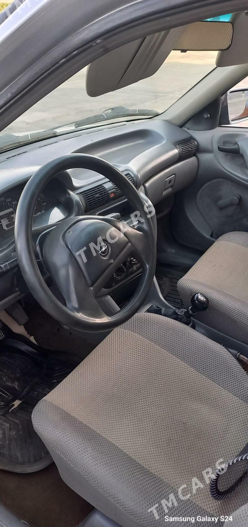 Opel Astra 1992 - 37 000 TMT - Гурбансолтан Едже - img 6