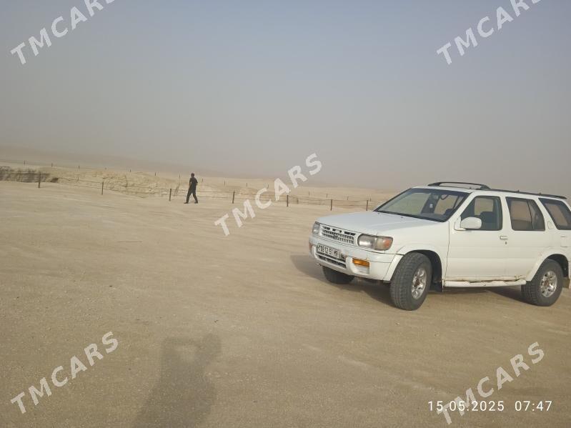 Nissan Pathfinder 1996 - 50 000 TMT - Mary - img 3