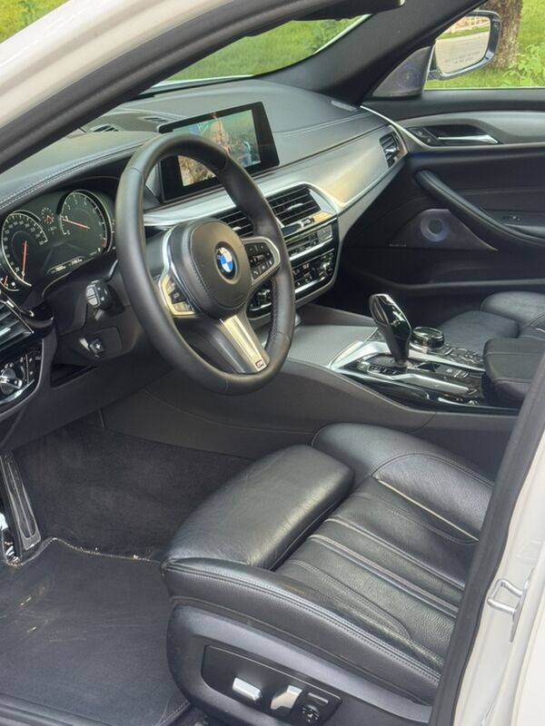 BMW 5 Series 2018 - 610 000 TMT - Aşgabat - img 8