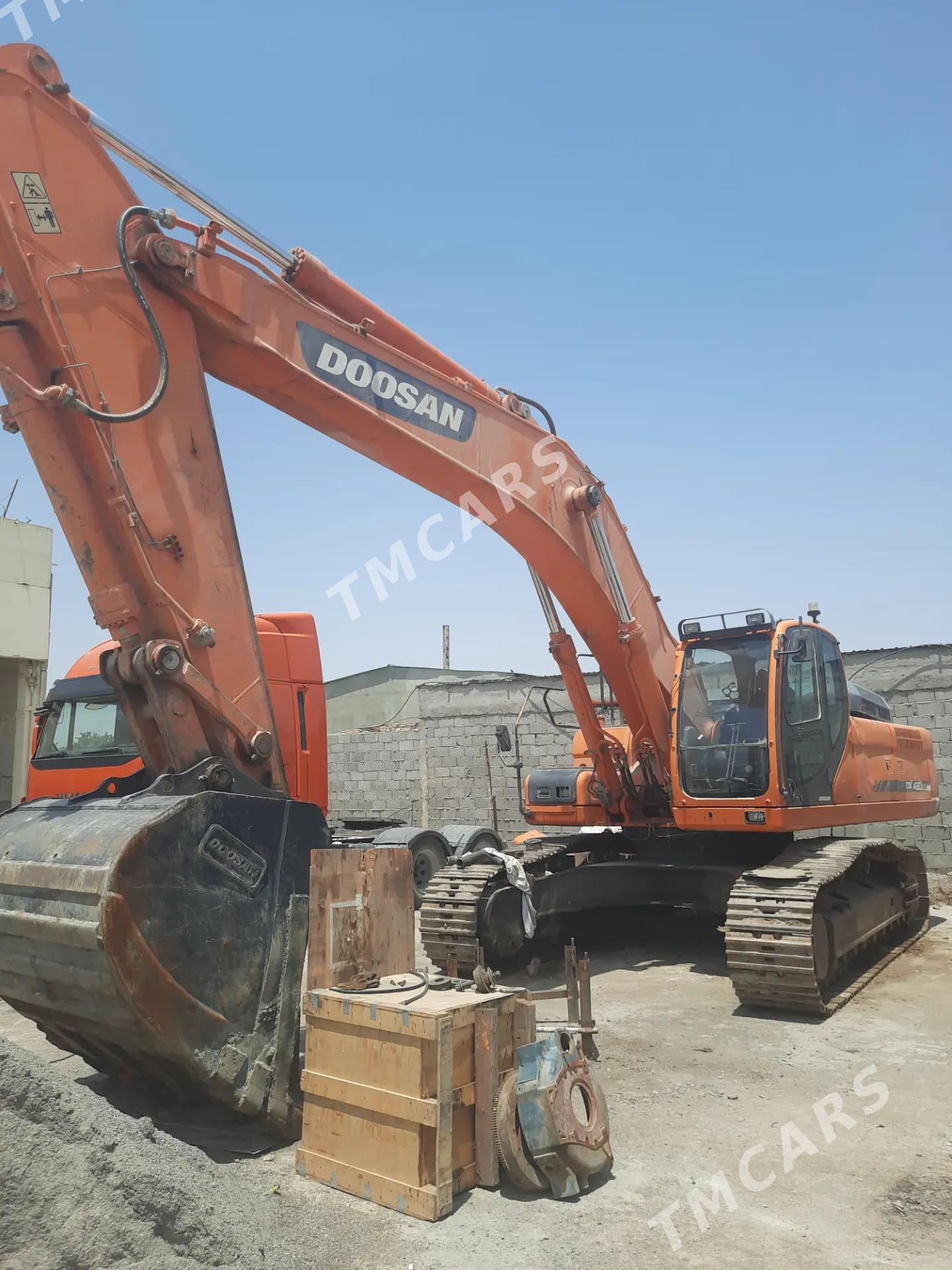 Caterpillar Excavator 2015 - 2 600 000 TMT - Aşgabat - img 6