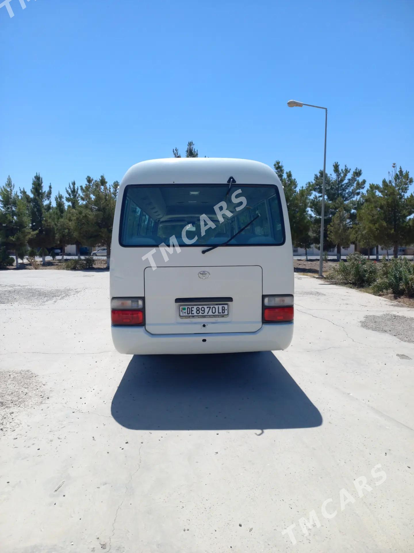 Toyota Coaster 2010 - 520 000 TMT - Türkmenabat - img 5