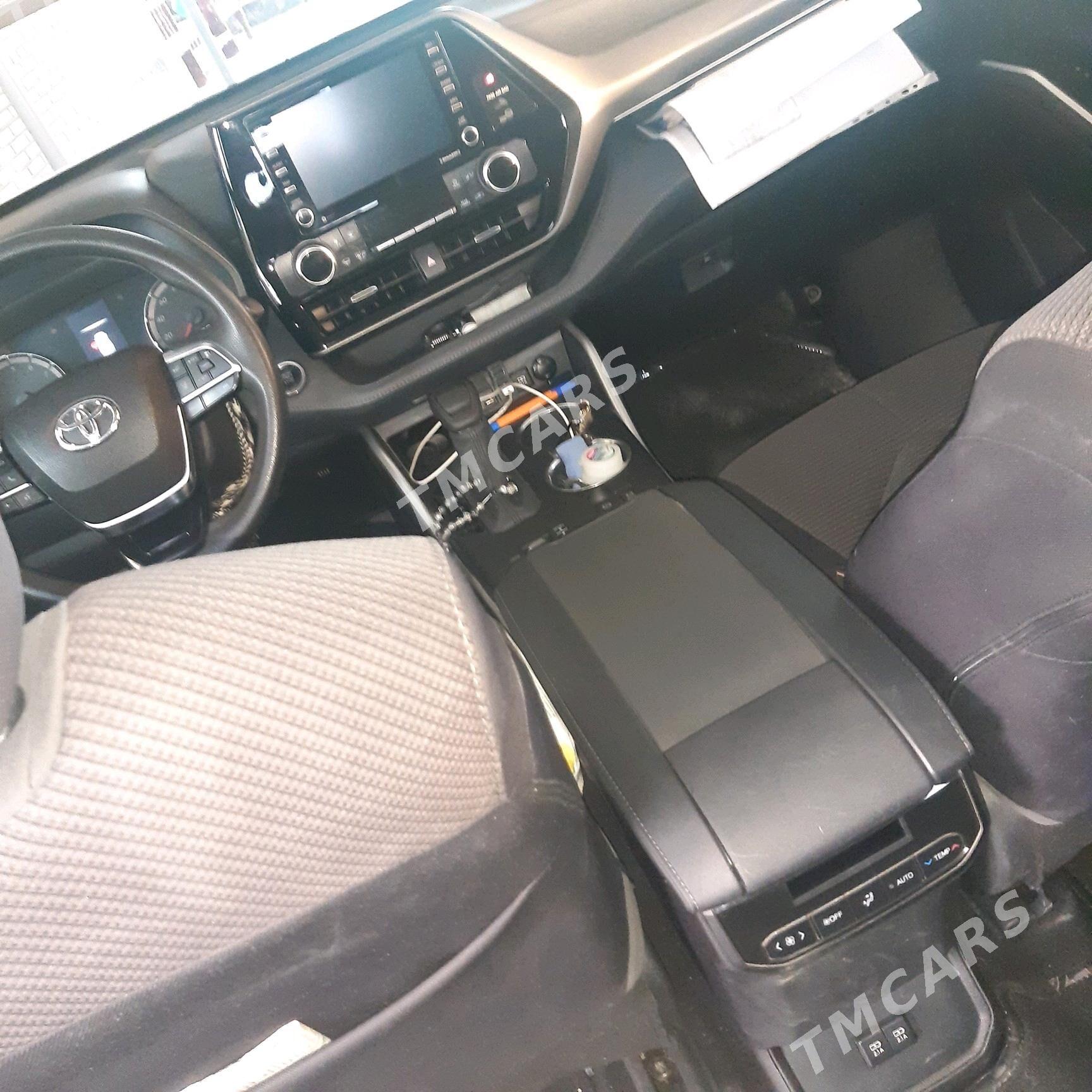 Toyota Highlander 2020 - 490 000 TMT - 30 mkr - img 6