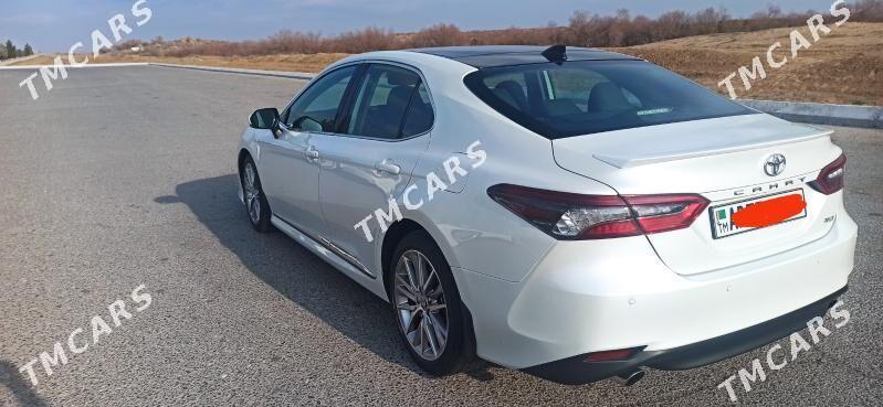 Toyota Camry 2022 - 580 000 TMT - Türkmenbaşy şaýoly - img 1
