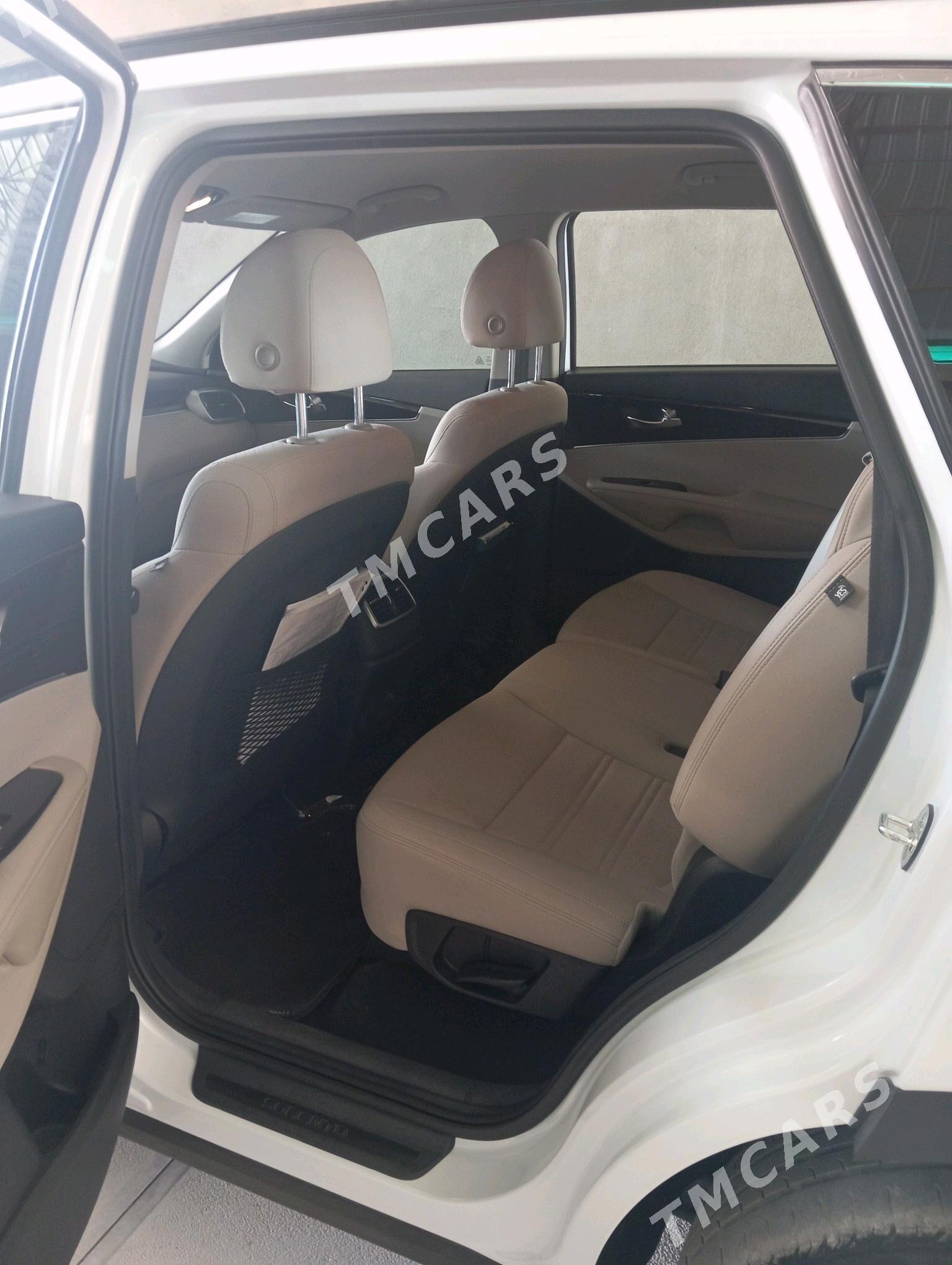 Kia Sorento 2020 - 310 000 TMT - Байрамали - img 6