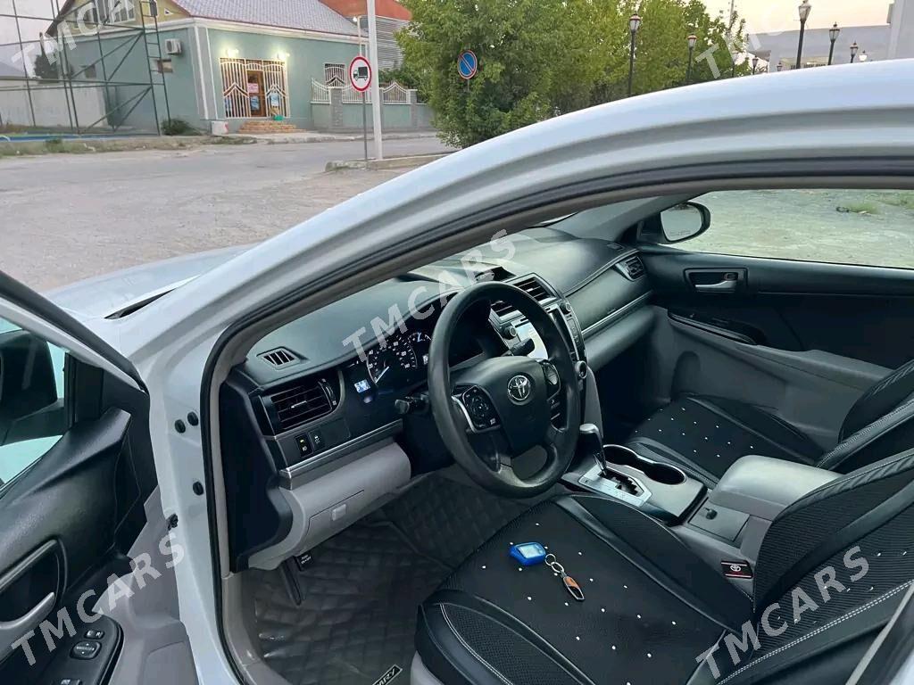 Toyota Camry 2014 - 200 000 TMT - Bäherden - img 6
