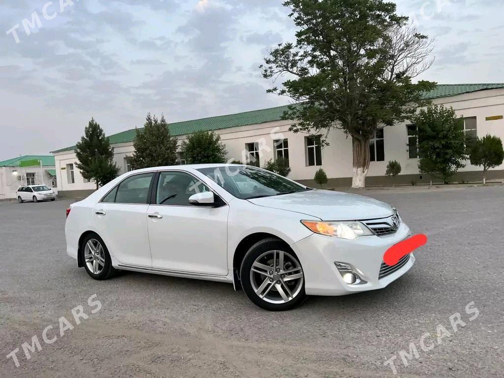 Toyota Camry 2014 - 200 000 TMT - Bäherden - img 2