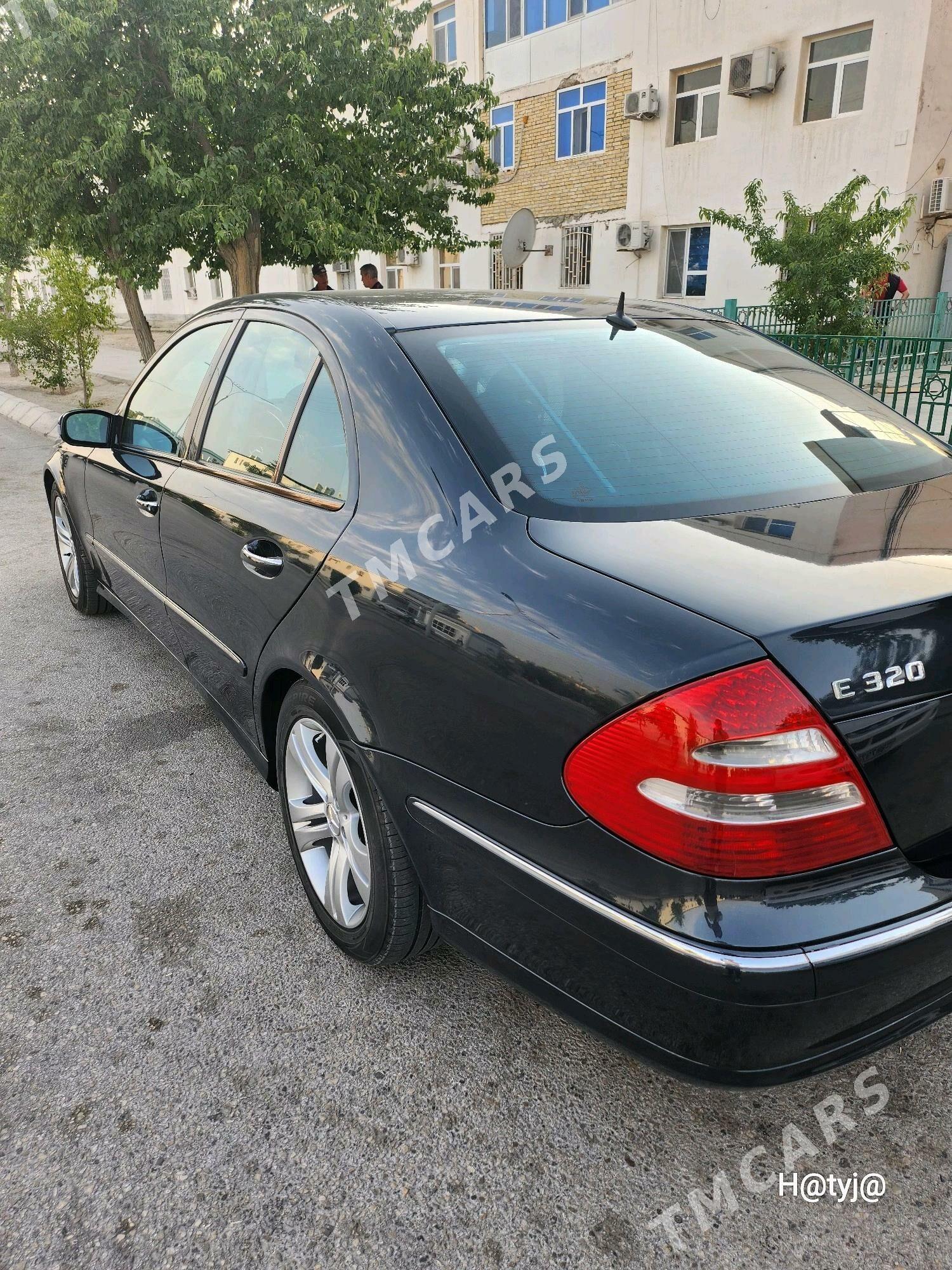 Mercedes-Benz E320 2003 - 150 000 TMT - Балканабат - img 2