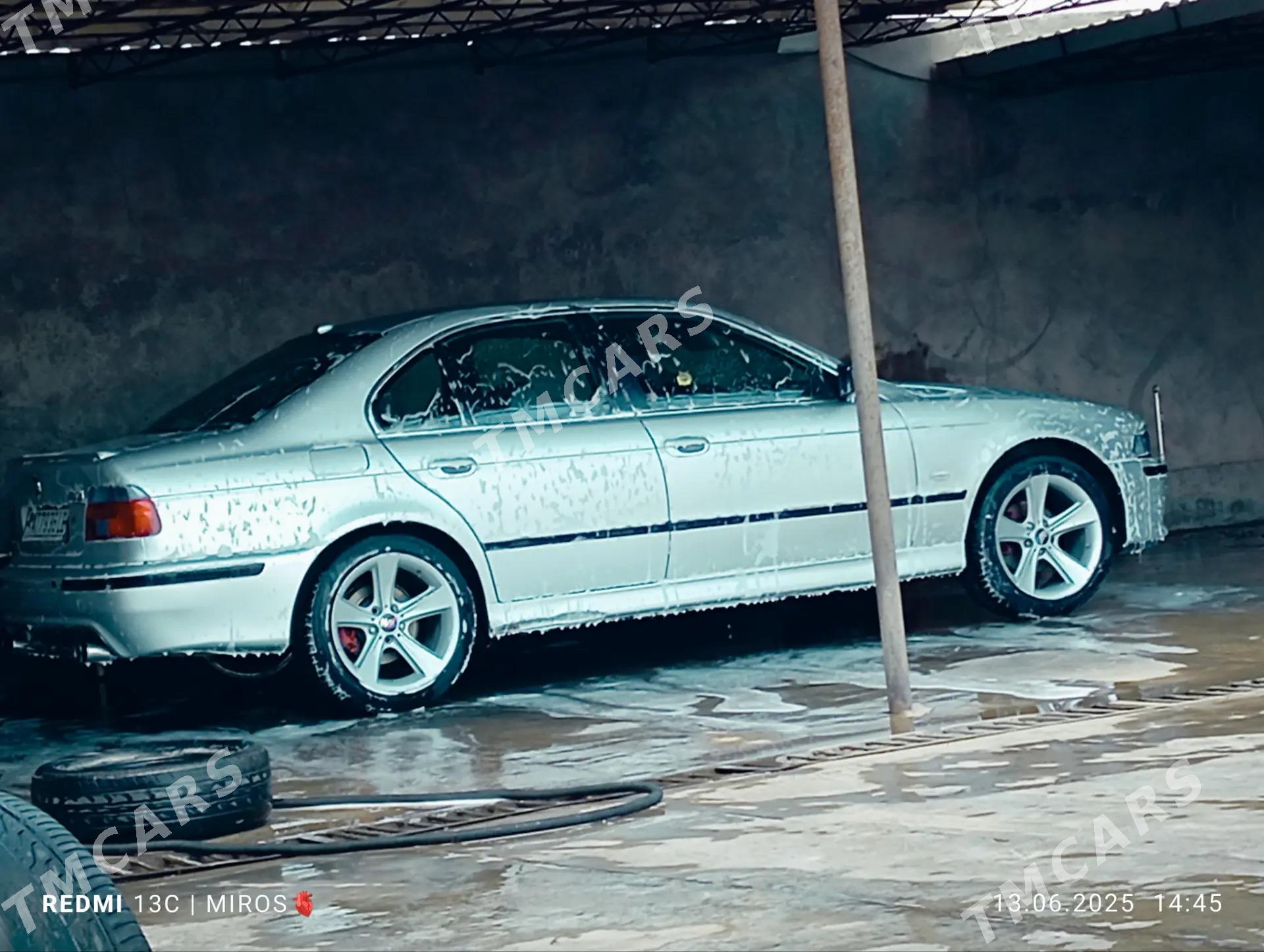 BMW E39 2000 - 80 000 TMT - Farap - img 2