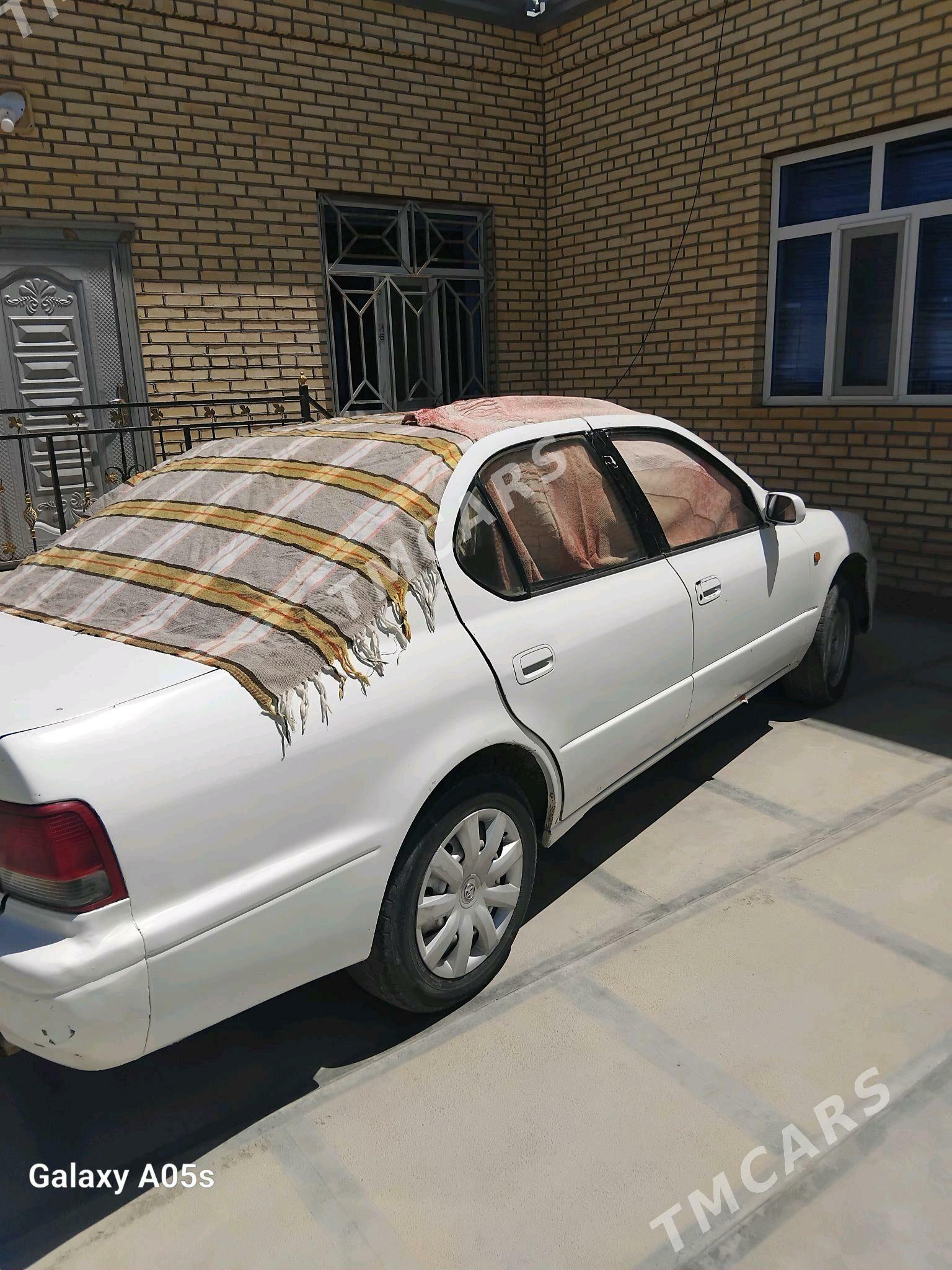 Toyota Camry 1994 - 40 000 TMT - Сакарчага - img 6