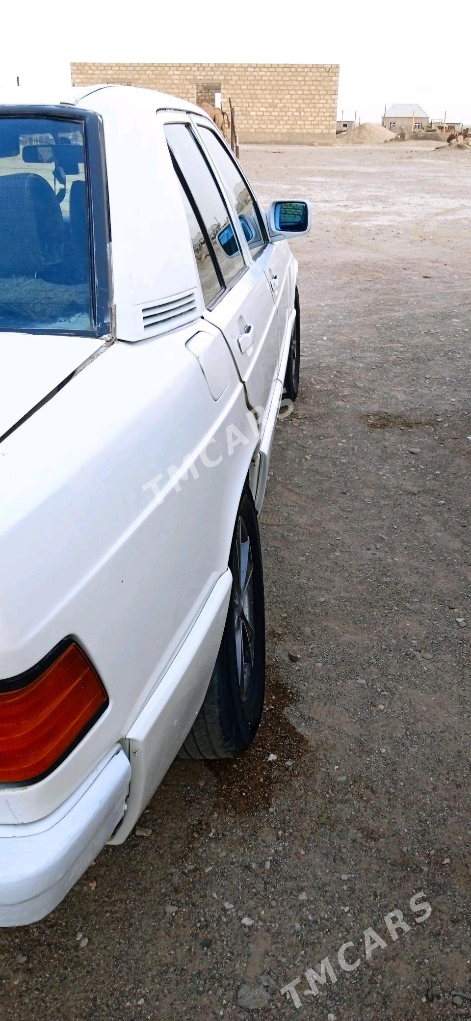 Mercedes-Benz 190E 1989 - 20 000 TMT - Гумдаг - img 2