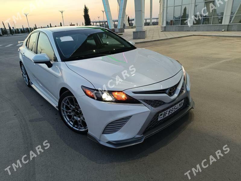 Toyota Camry 2020 - 380 000 TMT - Байрамали - img 9