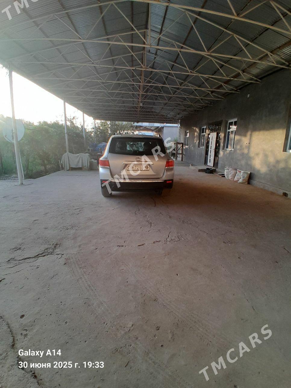 Toyota Highlander 2011 - 290 000 TMT - Туркменгала - img 5
