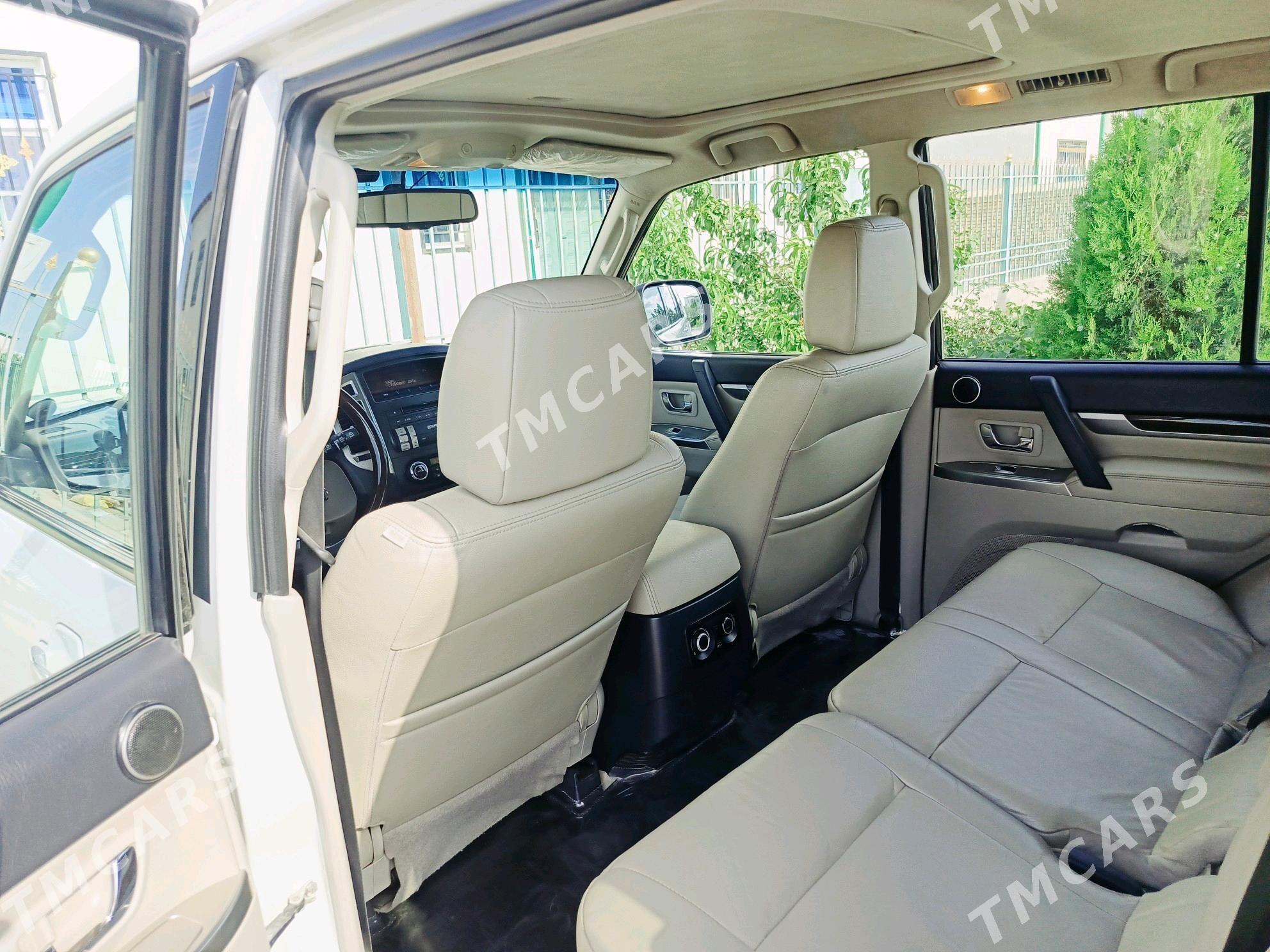 Mitsubishi Pajero 2015 - 319 000 TMT - Дашогуз - img 5