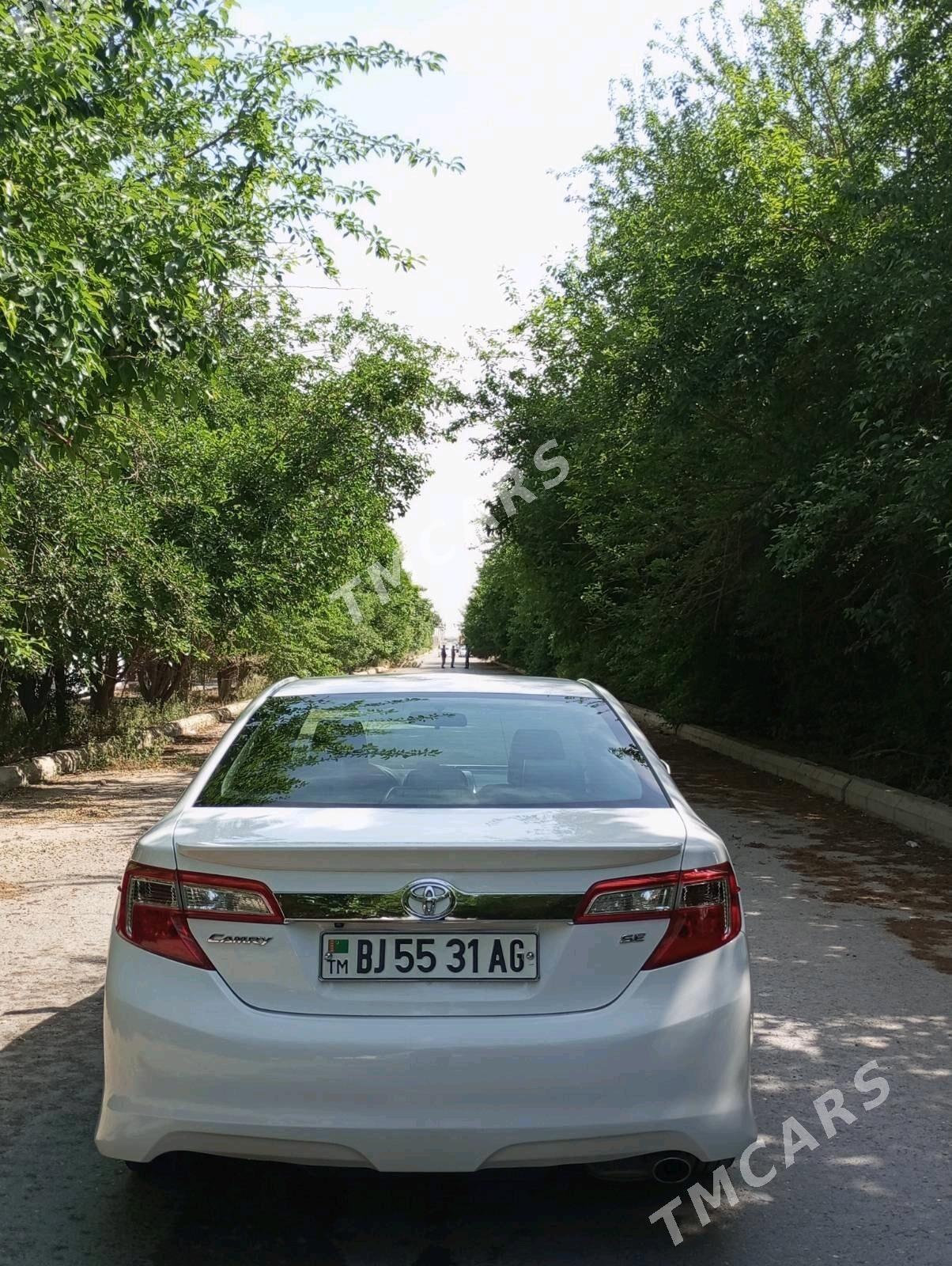 Toyota Camry 2014 - 220 000 TMT - Aşgabat - img 6