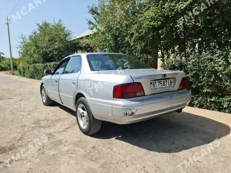 Toyota Camry 1995 - 25 000 TMT - Saýat - img 3