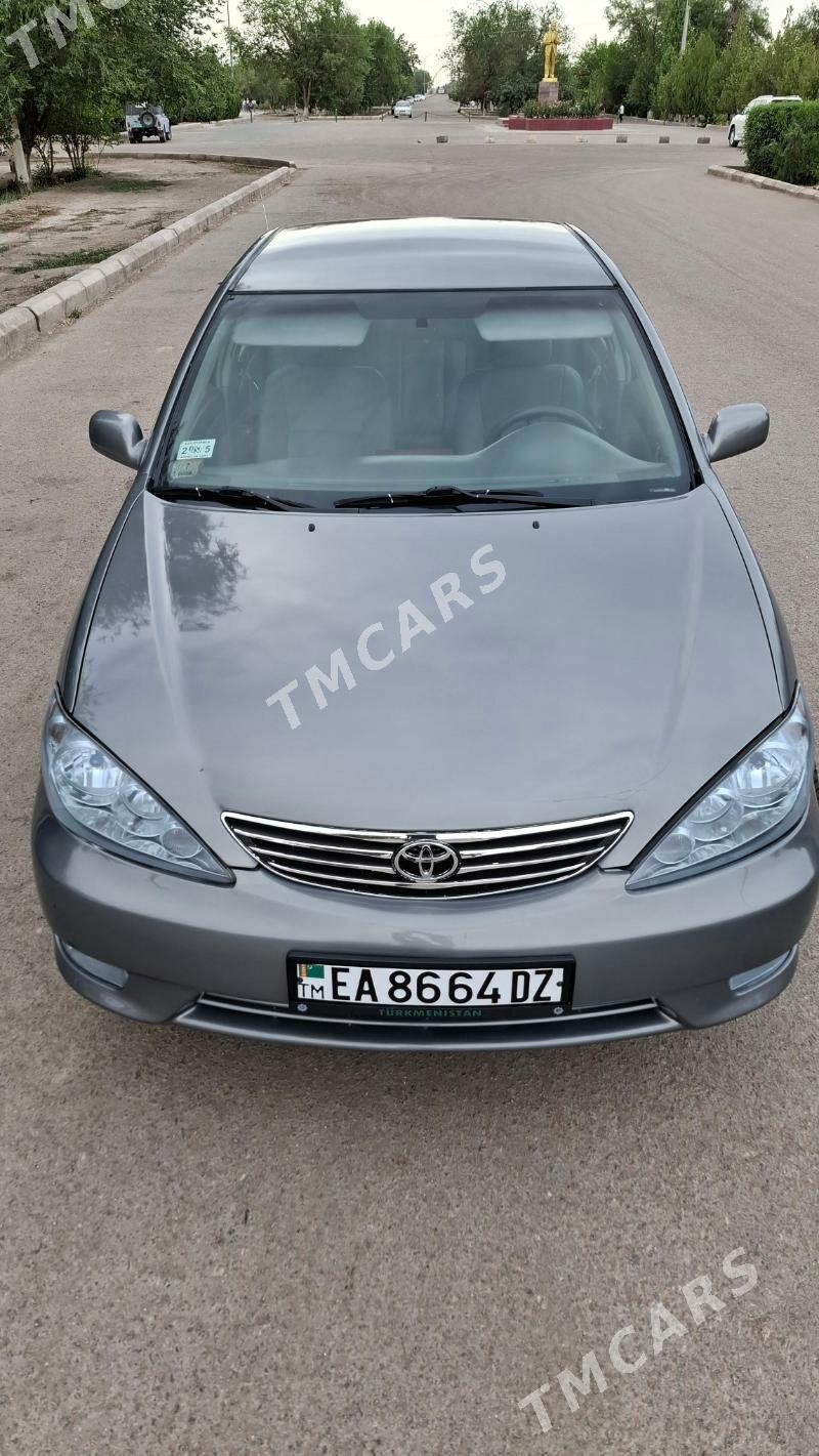 Toyota Camry 2004 - 159 000 TMT - Köneürgenç - img 4
