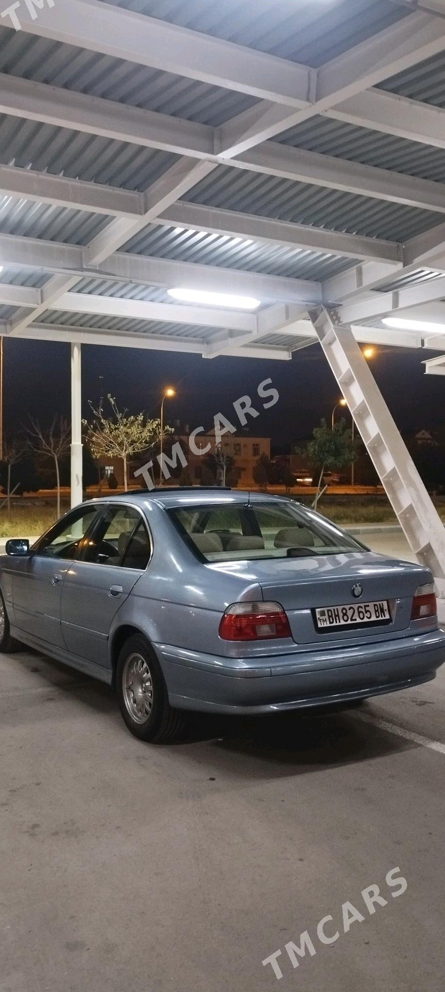 BMW E39 2003 - 120 000 TMT - Балканабат - img 9