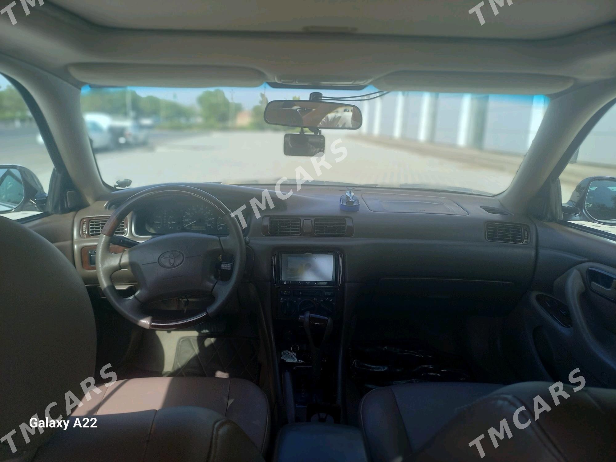Toyota Camry 1999 - 150 000 TMT - Мары - img 4