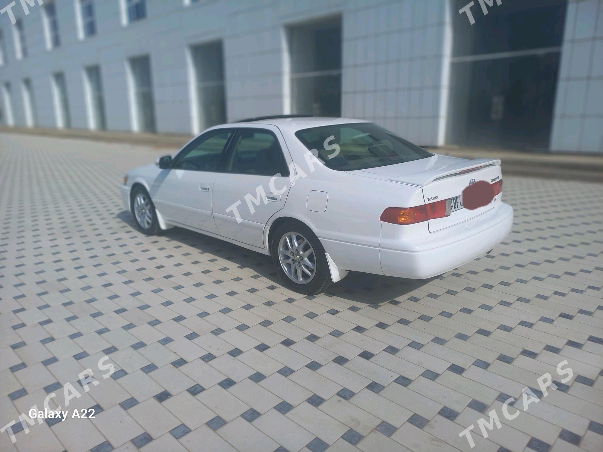 Toyota Camry 1999 - 150 000 TMT - Мары - img 2