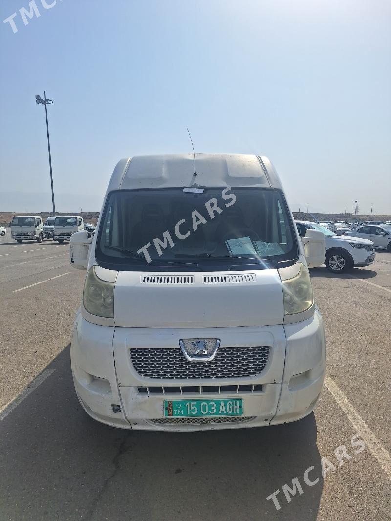 Toyota Hiace 2010 - 100 000 TMT - 15-nji tapgyr - img 5