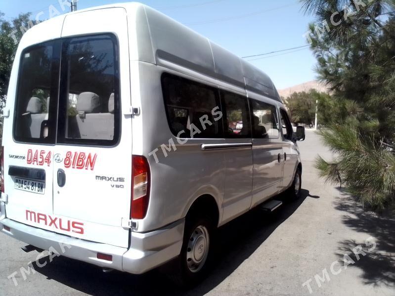 Toyota Hiace 2017 - 300 000 TMT - Türkmenbaşy - img 4