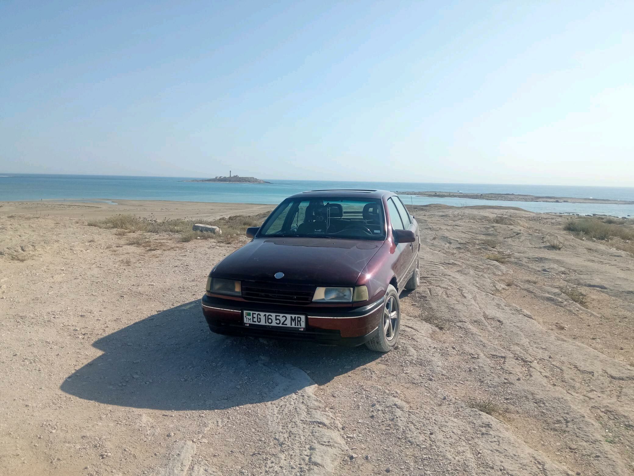 Opel Vectra 1990 - 45 000 TMT - Мургап - img 6