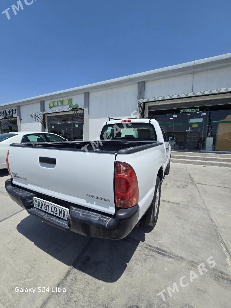 Toyota Tacoma 2012 - 180 000 TMT - Туркменабат - img 4