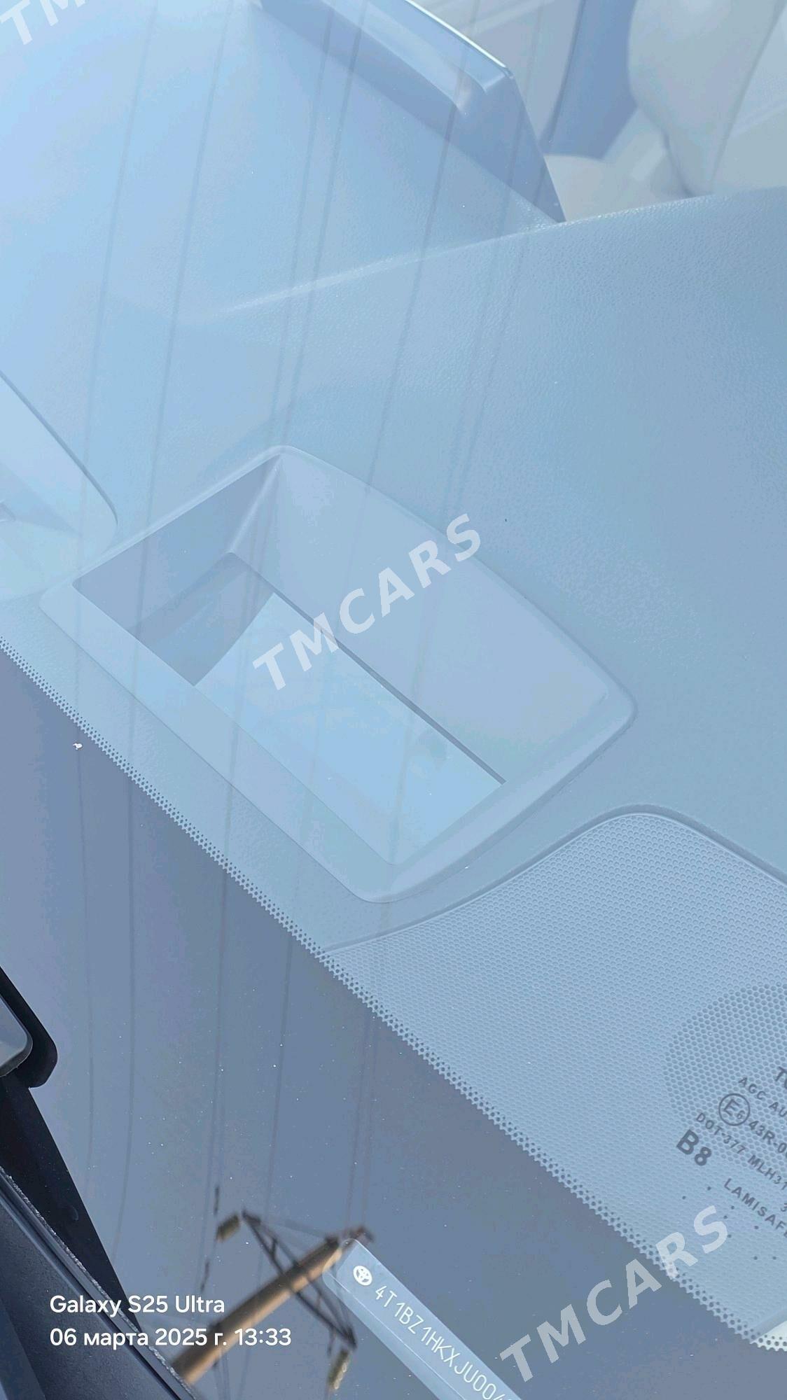 Toyota Camry 2018 - 510 000 TMT - Мары - img 2