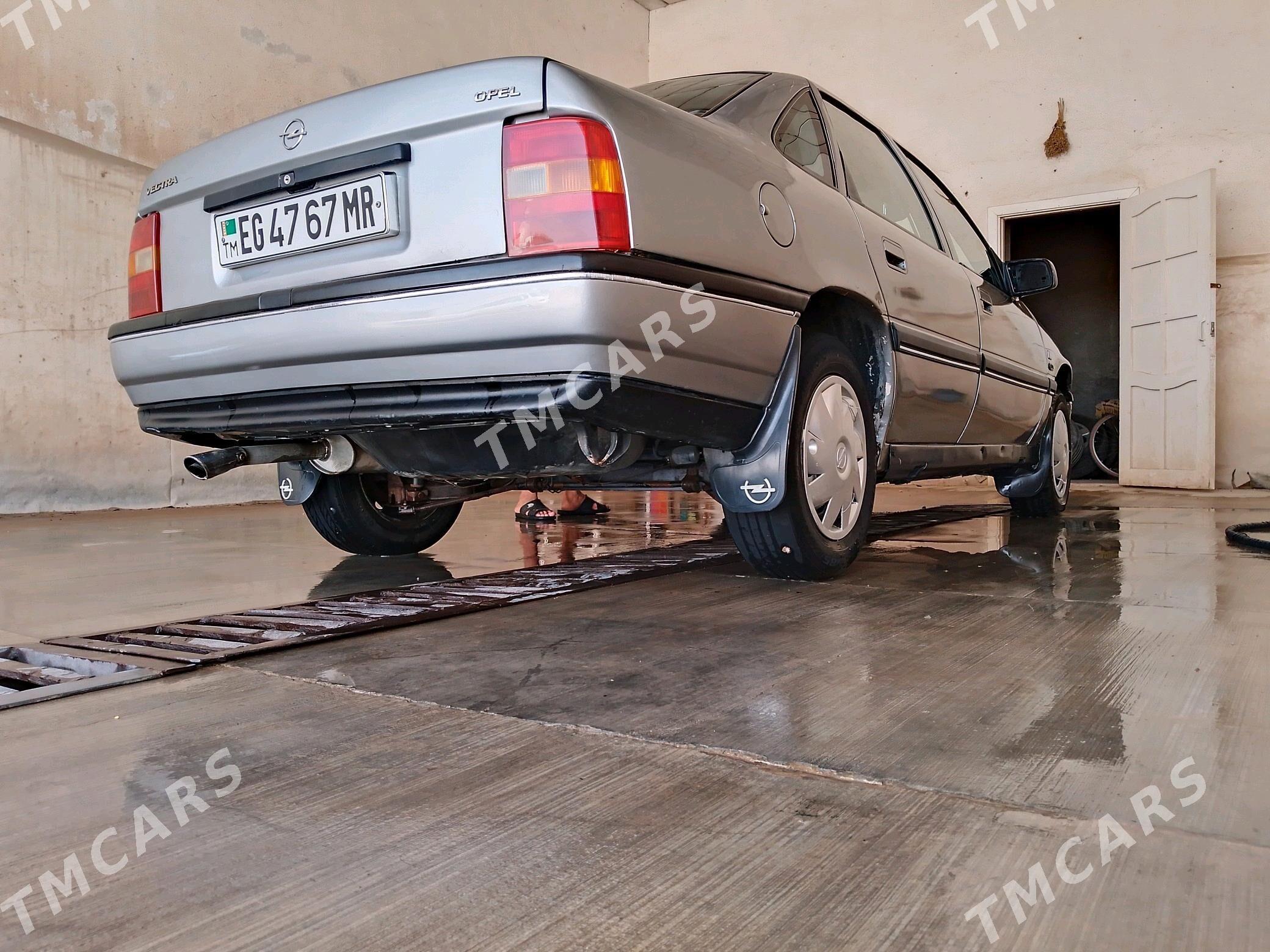 Opel Vectra 1992 - 37 000 TMT - Мургап - img 3
