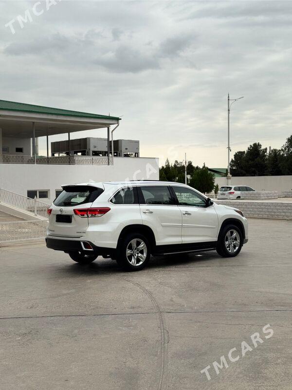 Toyota Highlander 2019 - 440 000 TMT - Aşgabat - img 3