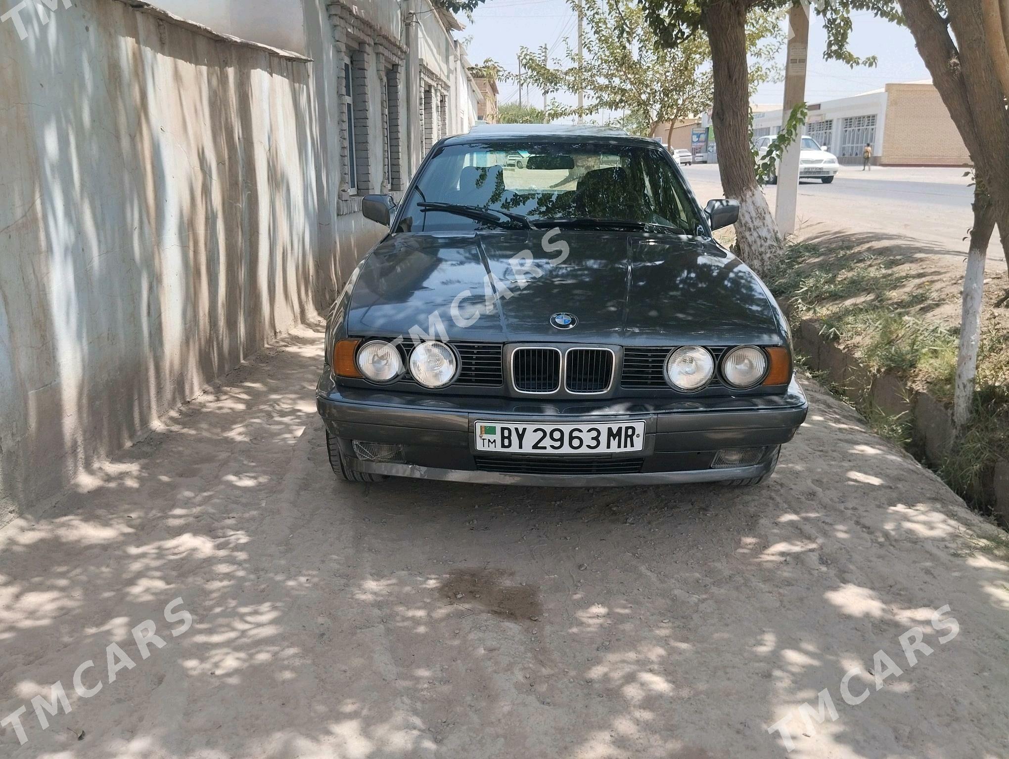 BMW 535 1990 - 42 000 TMT - Мургап - img 6