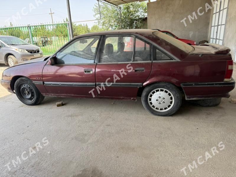 Opel Omega 1990 - 13 000 TMT - Dänew - img 2