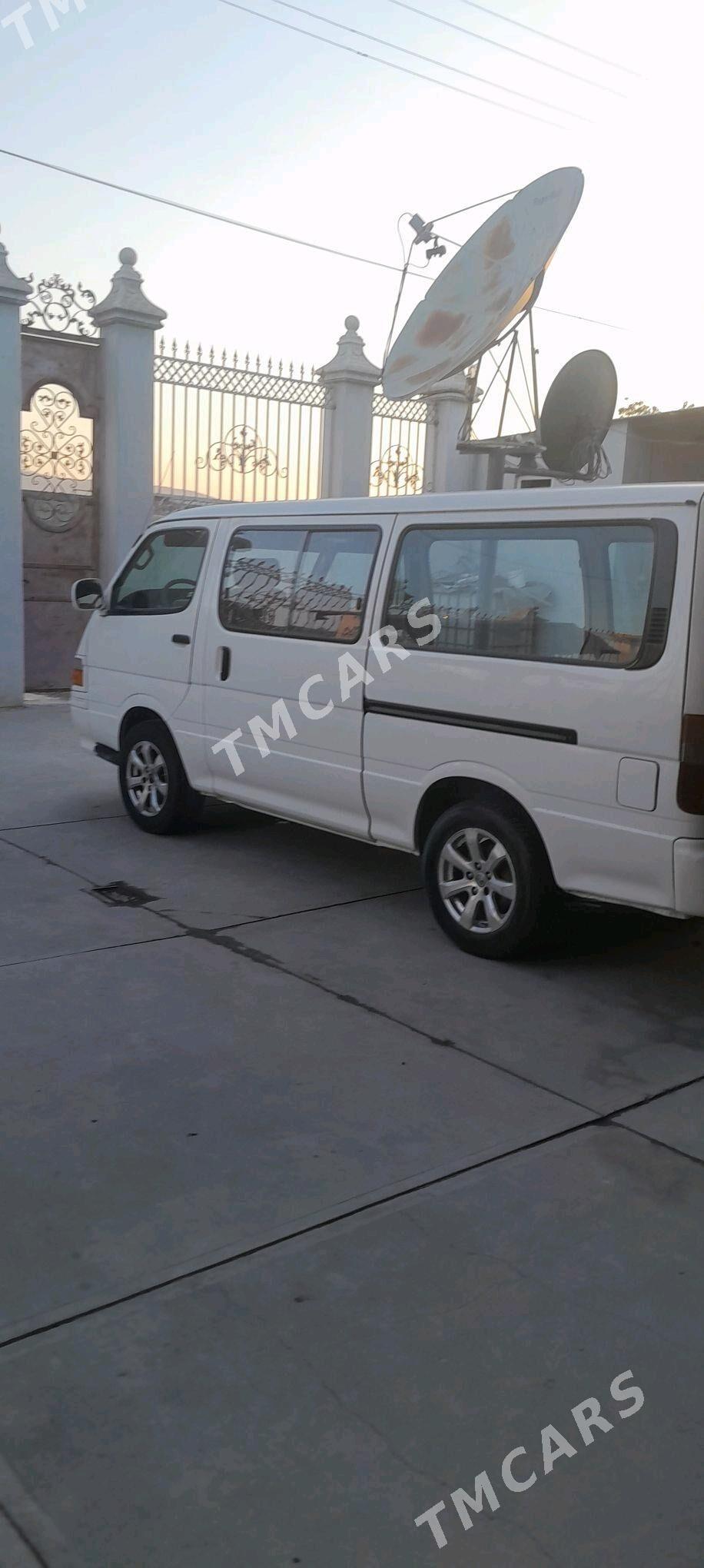 Toyota Hiace 2000 - 100 000 TMT - Gökdepe - img 5