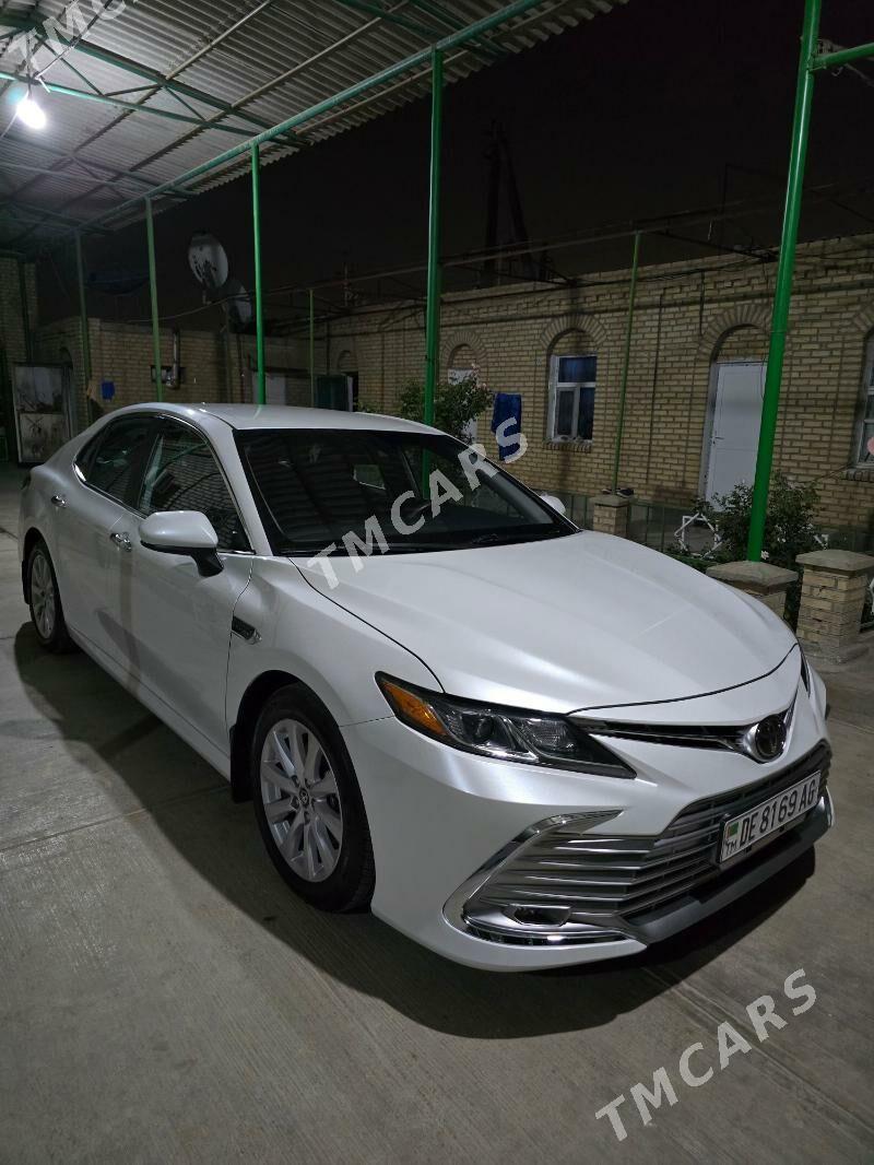 Toyota Camry 2020 - 285 000 TMT - Ашхабад - img 2