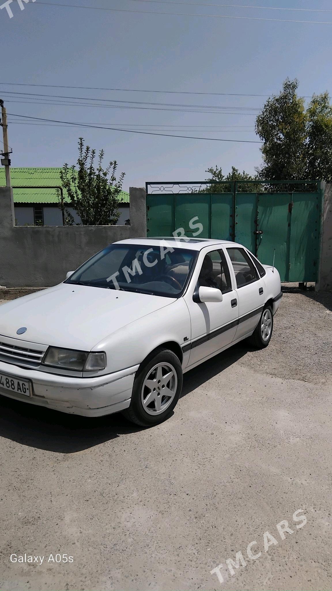 Opel Vectra 1991 - 45 000 TMT - Ruhabat (90-njy razýezd) - img 2