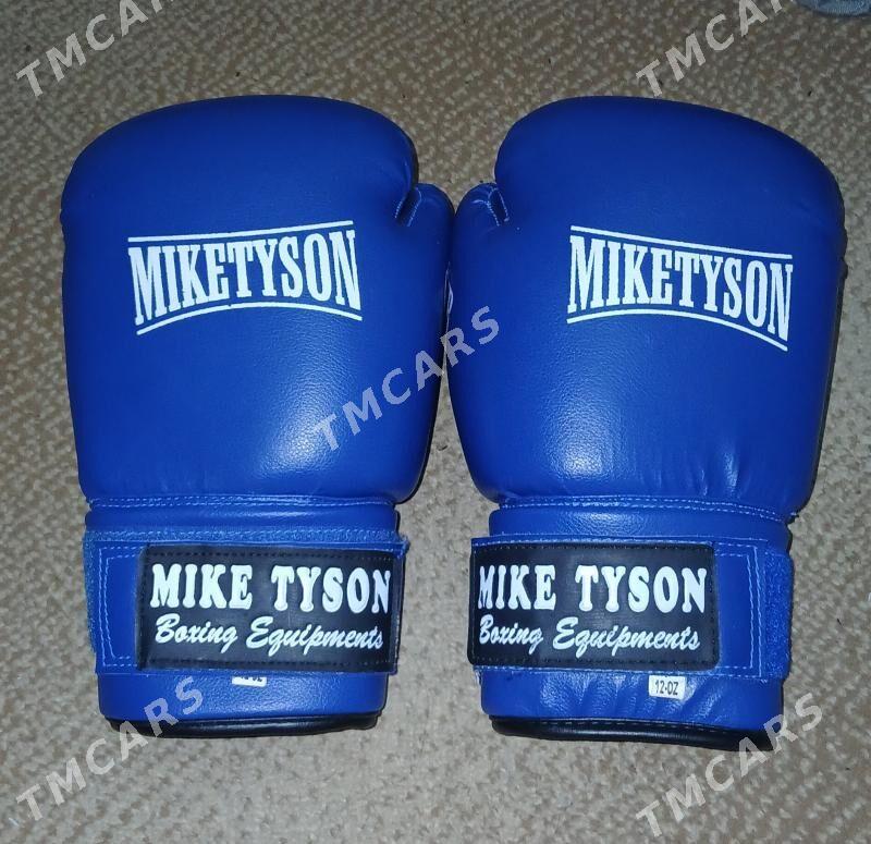 BOKS perchatka MIKE TYSON - Mary - img 1