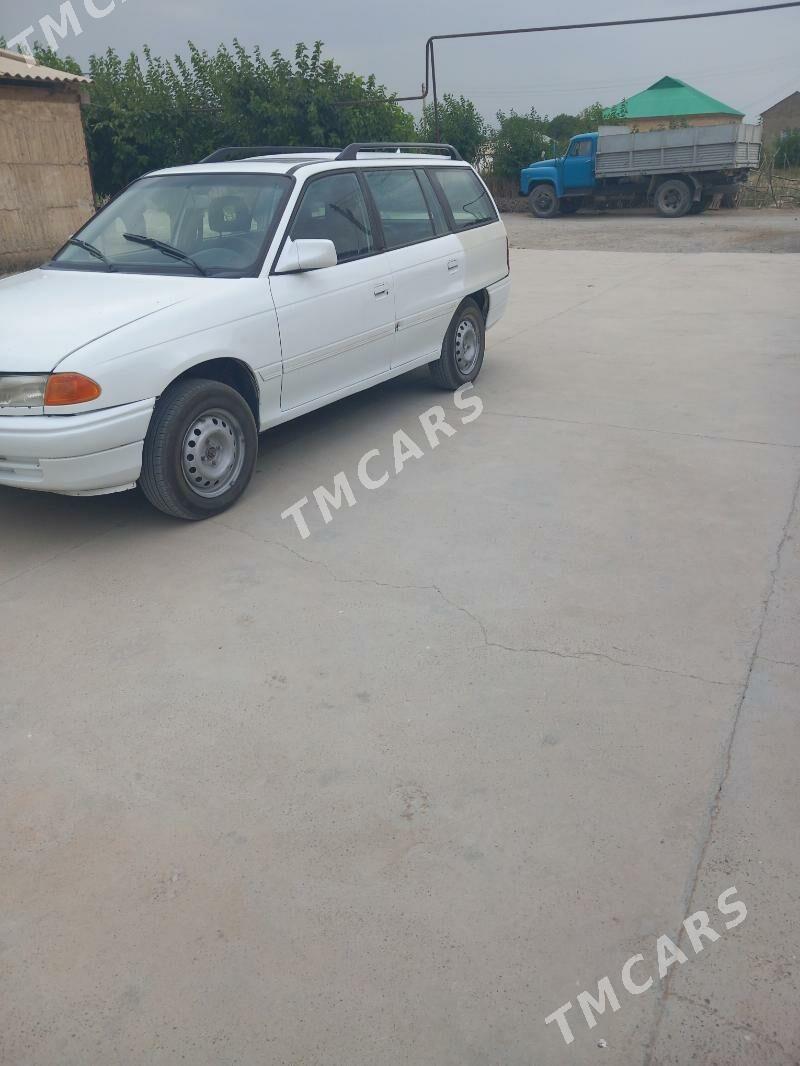 Opel Astra 1994 - 32 000 TMT - Гёкдепе - img 4
