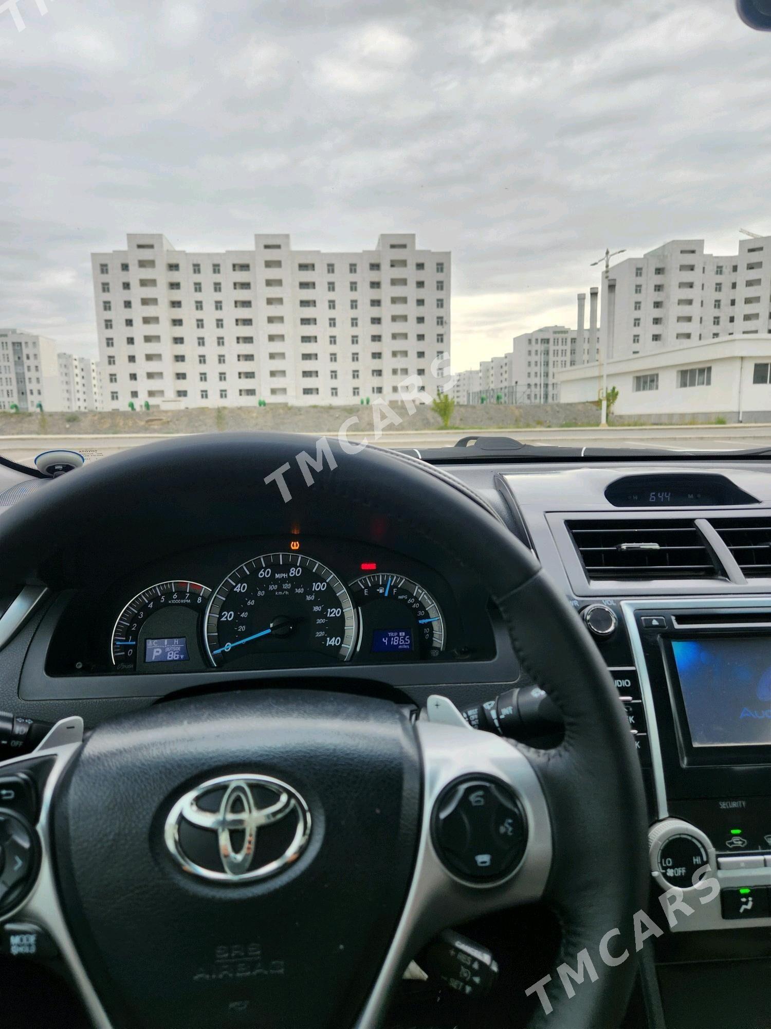 Toyota Camry 2012 - 215 000 TMT - Podwoýski köç. (Bitarap Türkmenistan şaýoly) - img 2