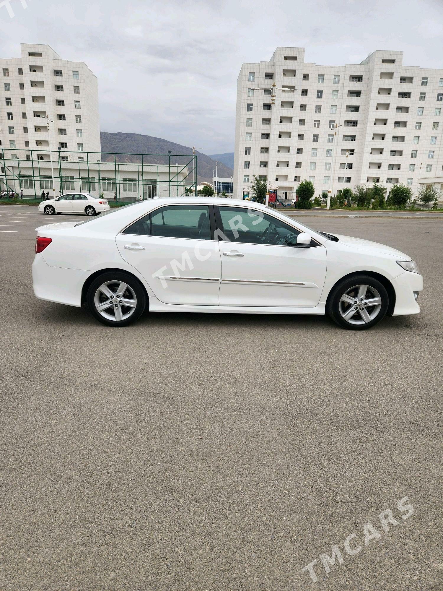 Toyota Camry 2012 - 215 000 TMT - Podwoýski köç. (Bitarap Türkmenistan şaýoly) - img 8