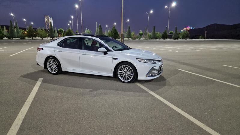 Toyota Camry 2019 - 360 000 TMT - Aşgabat - img 5
